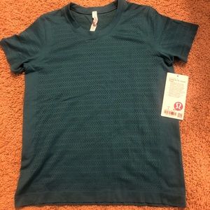 Lululemon Breeze By Short Sleeve
